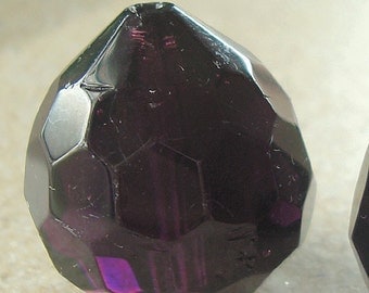 Glass Beads 25 x 22mm Aubergine Purple Faceted Lead Safe Crystal Onion - 1 Piece
