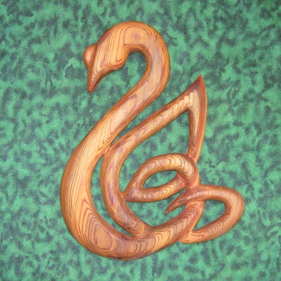 celtic-swan-knot-of-love-fidelity-and-partnership-wood