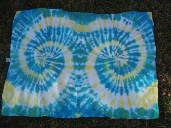 Tie Dye Blanket-Baby Blanket-Hippie Blanket-Bee Blanket-Hippy