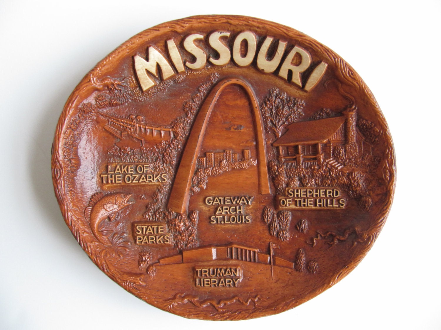 Vintage Missouri 3D State  Souvenir  Plate Lugene s Branson