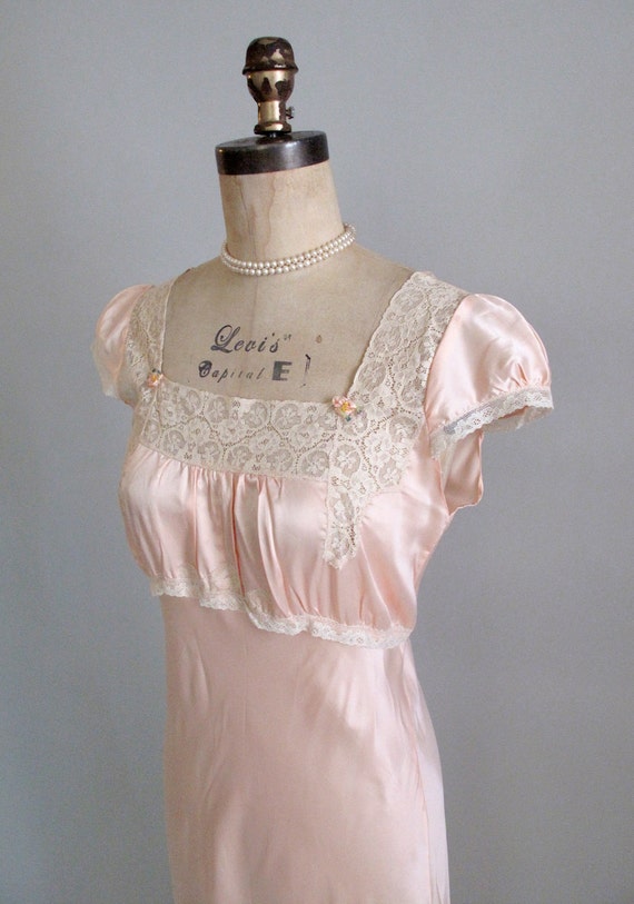 Vintage 1940s Nightgown : 40s Lingerie Bias Cut Rayon Lace