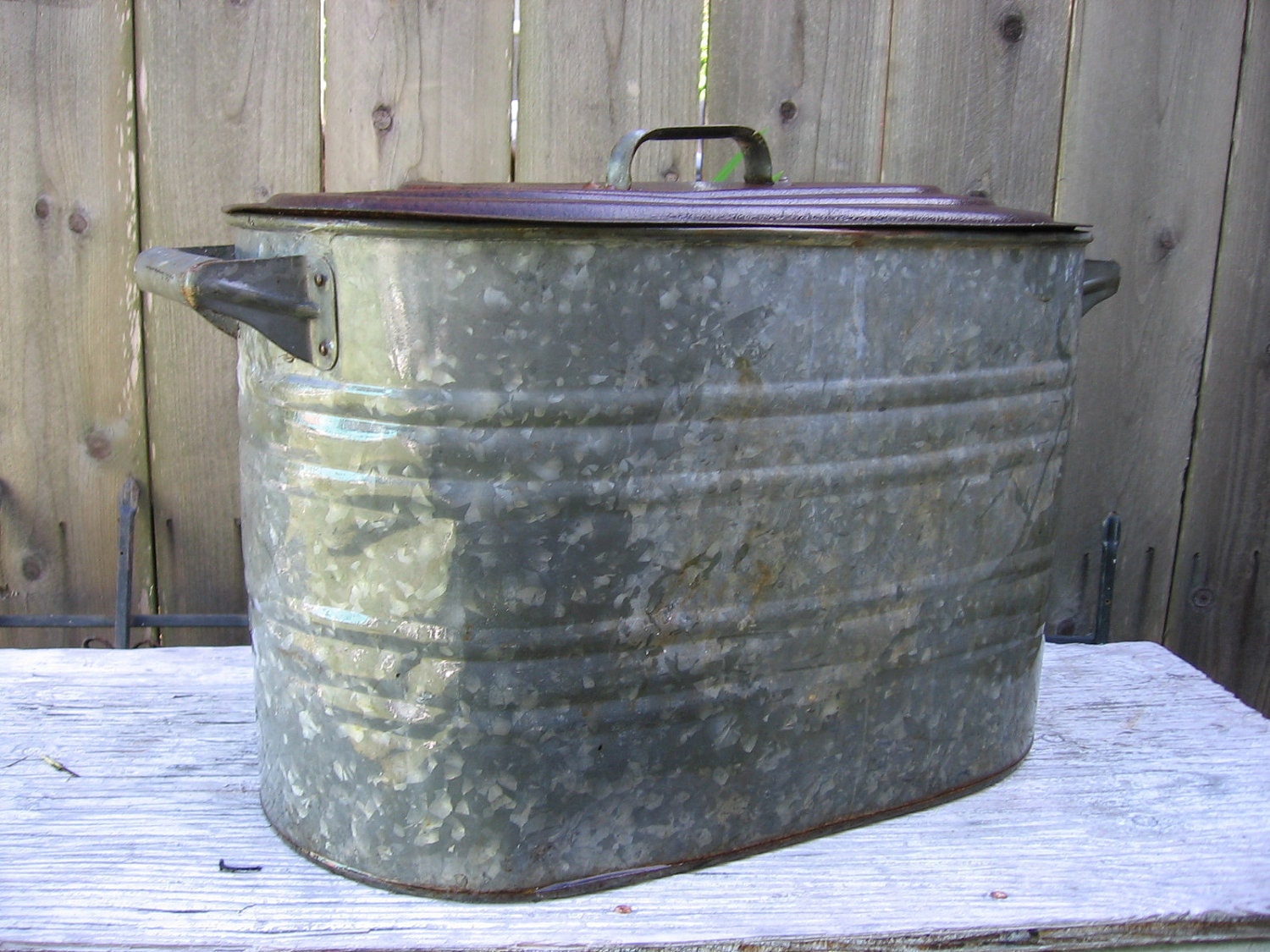 vintage 40s metal canning tub with lid by RecultivationVintage