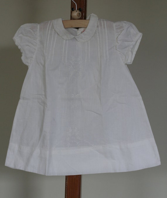 vintage baby dress white cotton by suesuegonzalas on Etsy