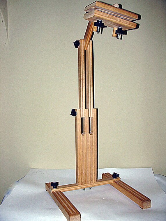 Rocky Giraffe Needlework Scroll Stand/ Attachments