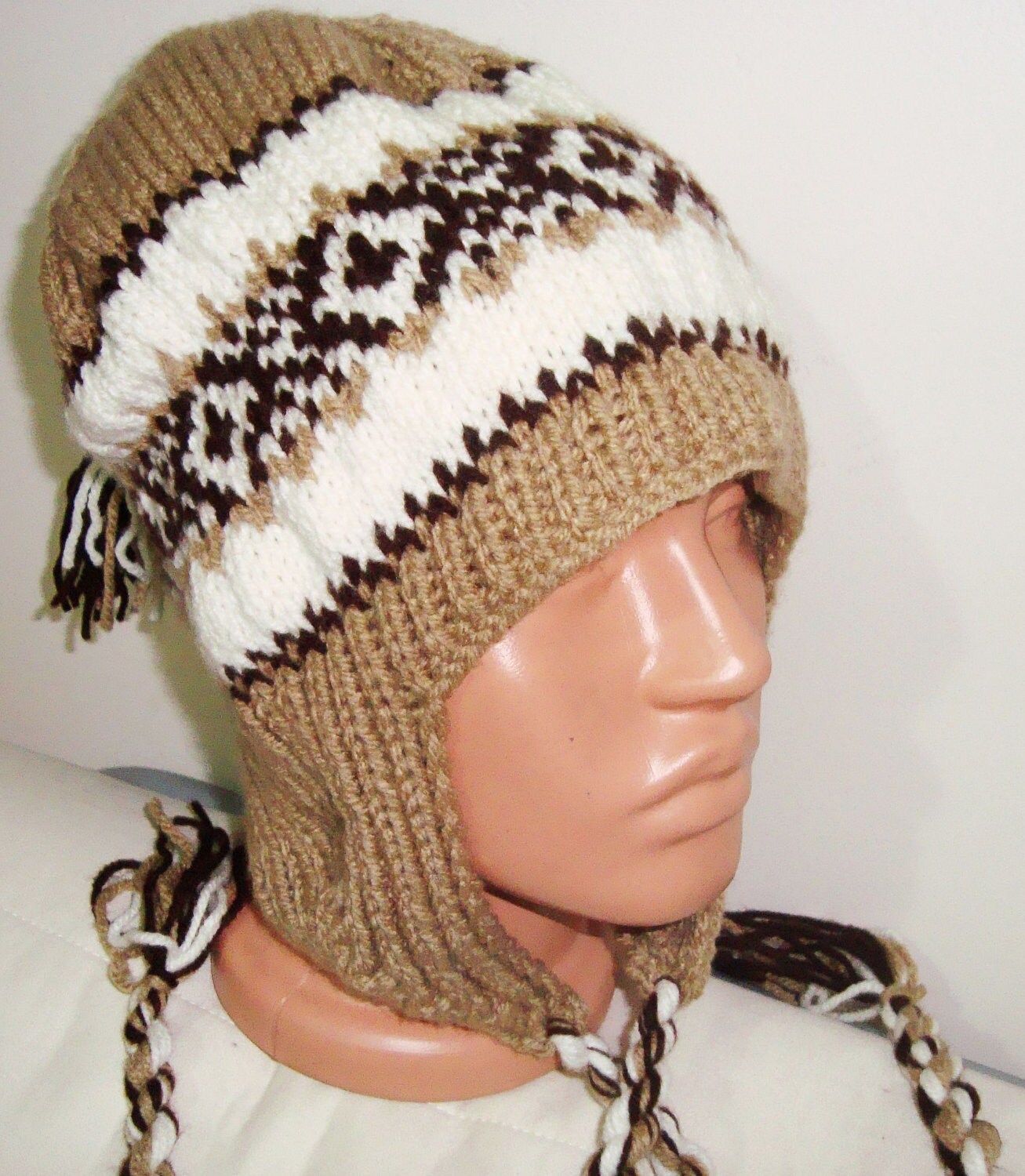 beige winter hat