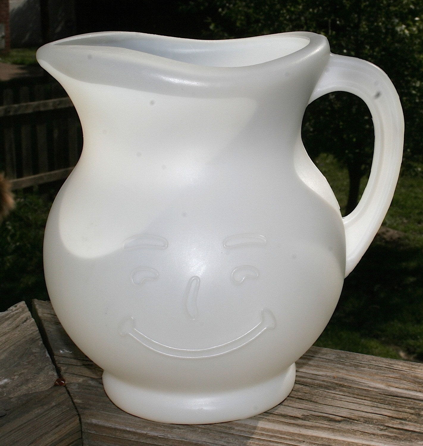 Vintage 1980's Plastic 1 Quart KoolAid Pitcher Jug