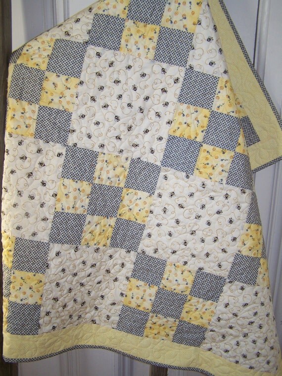 Items similar to 9-patch Bumble Bee Baby Crib Quilt FREE SHIPPING on Etsy