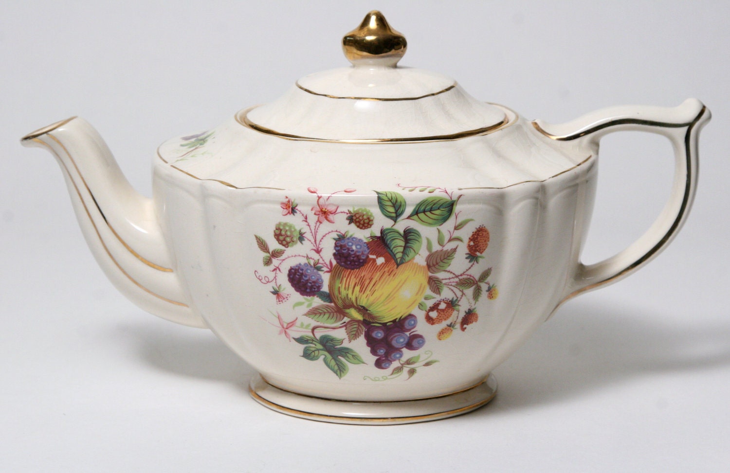 Vintage Sadler Teapot With Fruit Design