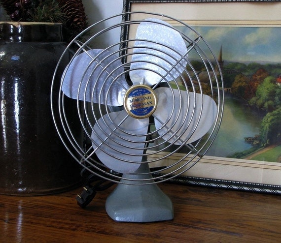 Vintage Manning Bowman Desk Fan