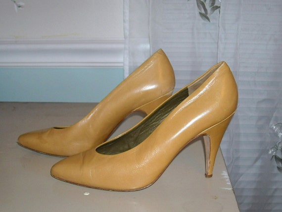 camel colored pumps