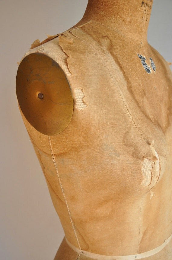 vintage late 1950s wolf dress form size small