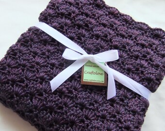 Crochet baby blanket - Baby blanket- Baby girl blanket- Crochet baby girl blanket- Crib size Plum Wine Shells Blanket- Baby girl shower gift