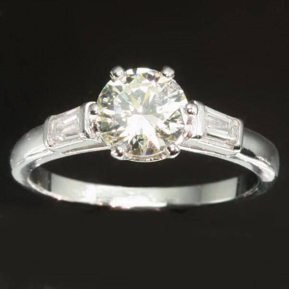 Diamond engagement ring - Platinum 1 carat solitaire diamond Vintage wedding jewelry ref.10070-0188