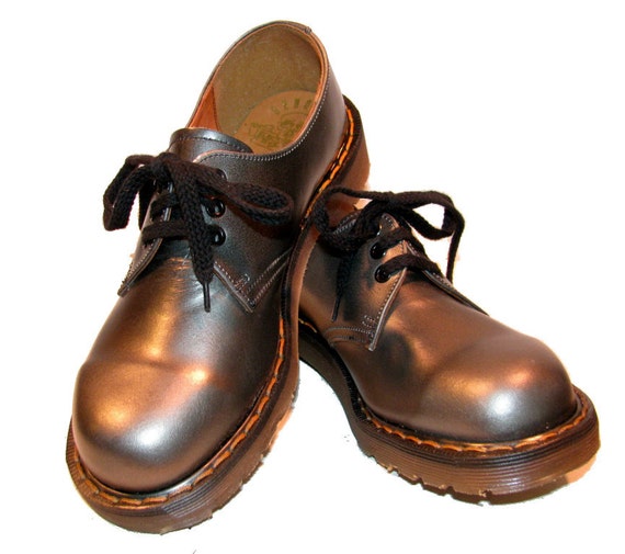 ... Shoes1980s Old School Pewter Leather Bump Toe Doc Martens Wms size 6