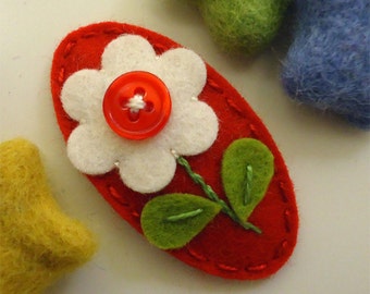Felt hair clip -No slip -Wool felt- Jelly buttoned flower - red