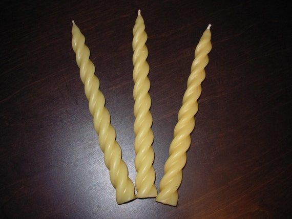 Pure Beeswax Spiral Pair of Candles Tapers by boydandbeescandles