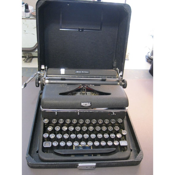 Royal quiet deluxe typewriter