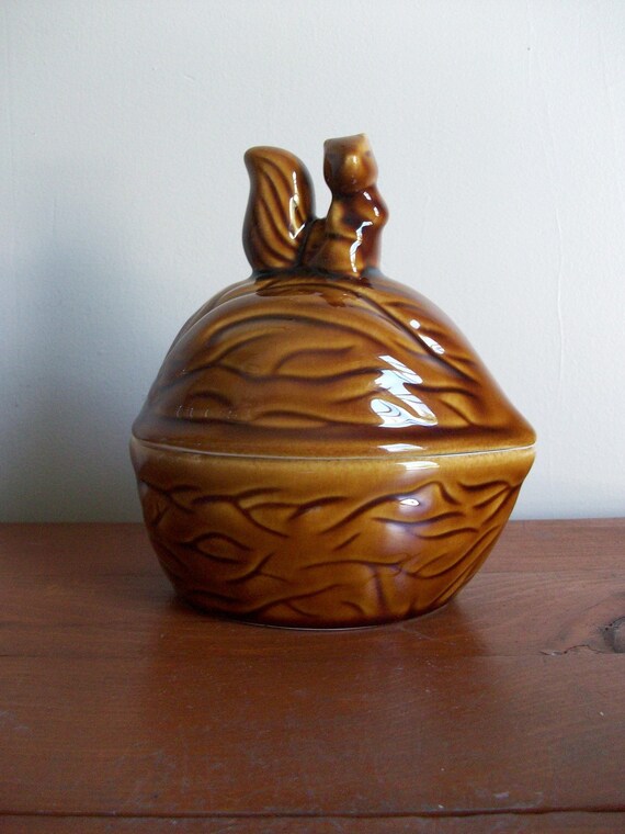 Vintage Armbee Squirrel Candy/Nut Dish