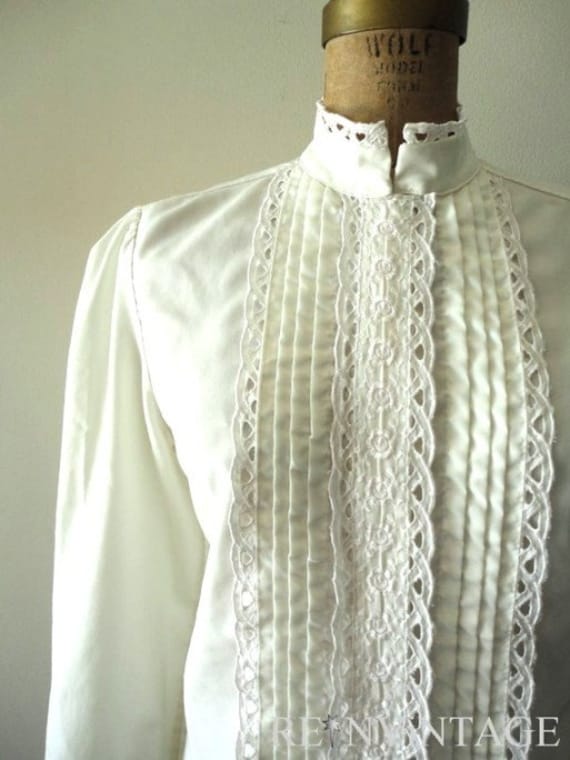 vintage WHiTE LACE victorian blouse by shopREiNViNTAGE on Etsy