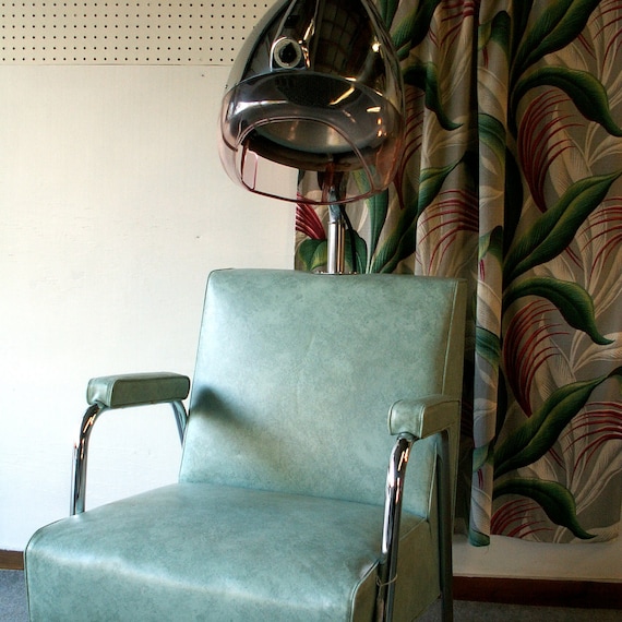 Download Vintage Salon Hair Dryer Chair