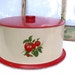 VINTAGE CAKE CARRIER