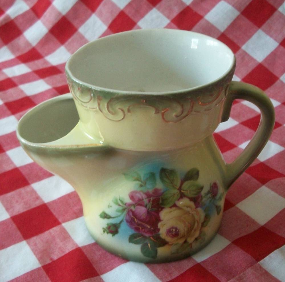 Stackable coffee mugs image