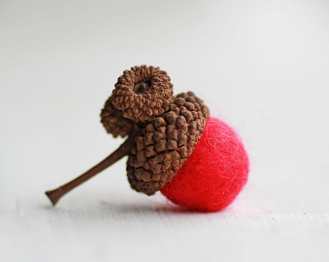 Set of 6 Red- Wool Felted Acorns- As Seen in BETTER HOMES and GARDENS Magazine