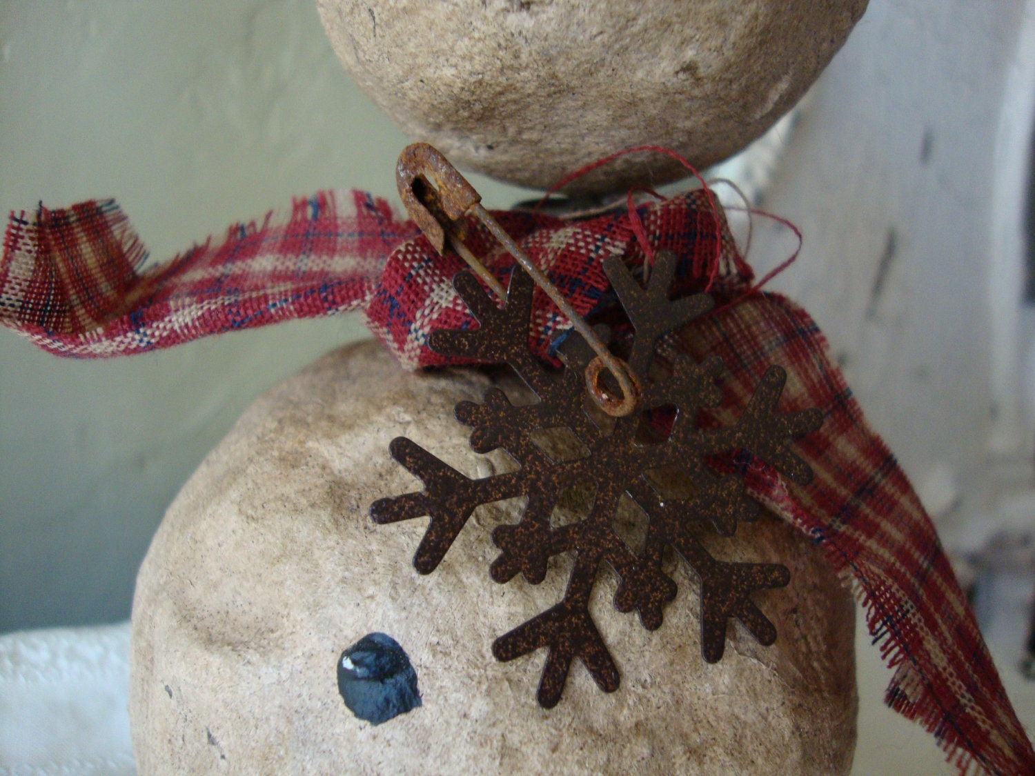 Primitive Paper Mache snowman figurine Country style snowman