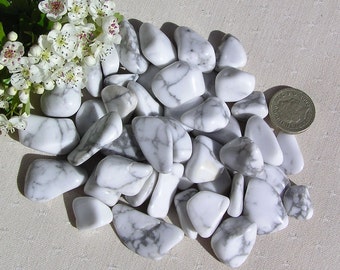 10 White Howlite Crystal Tumblestones, White Crystals, Chakra Crystals, Crystal Collection, Reiki. Jewelry Making, Meditation Stone