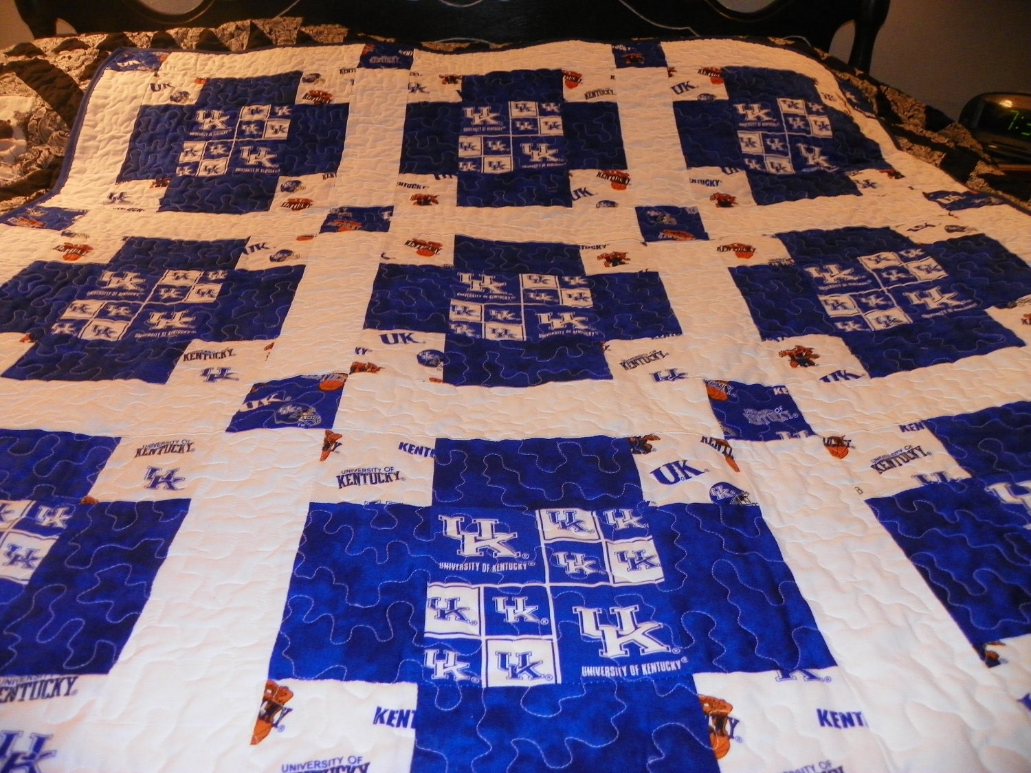 university-of-kentucky-quilt-by-jajos-on-etsy