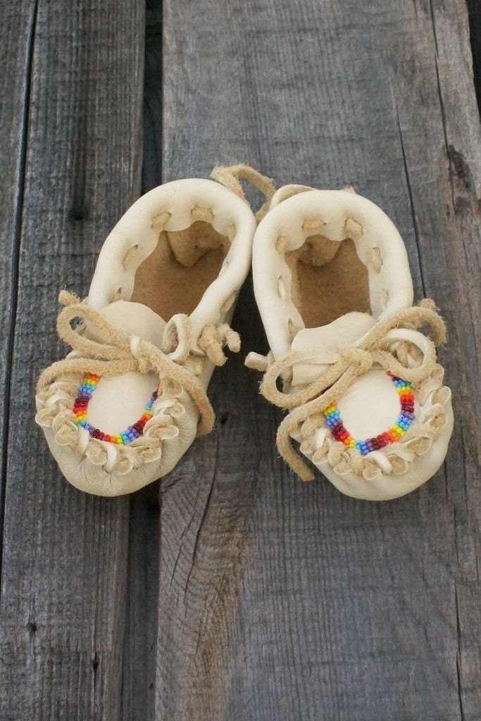 Beaded baby moccasins Beaded leather moccasins