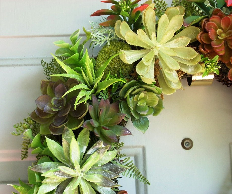 18 Succulent Wreath made with Artificial Plants