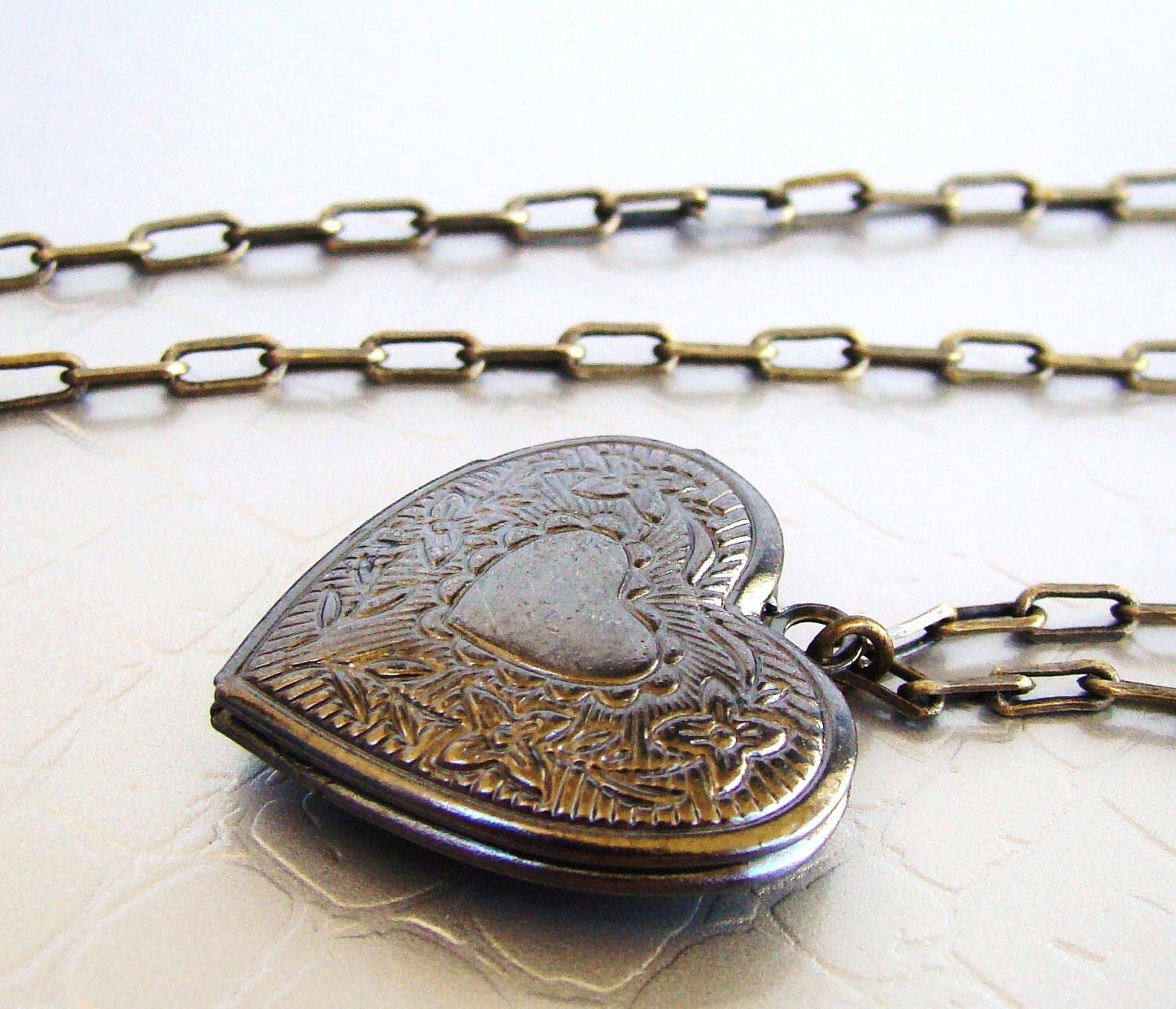 Sale Antique heart locket Necklace by VeraidaGifts on Etsy