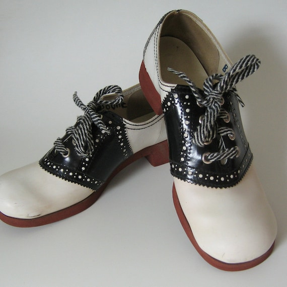60s vintage saddle shoes 35% OFF SALE black and white lace up