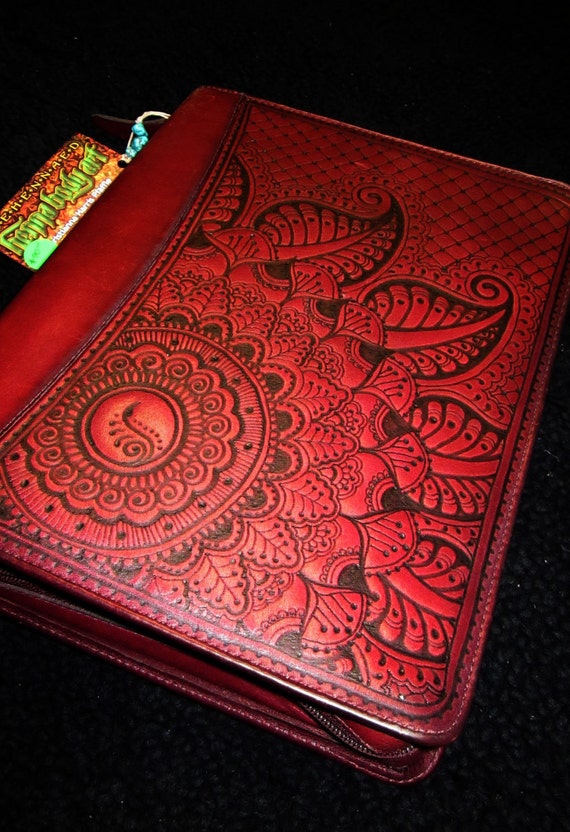 Cranberry Red Franklin Quest Leather Planner Cover