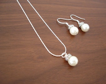 3 Bridesmaid Gift Jewelry Sets - Popular Fancy Single Pearl Earrings & Necklace, pearl bridesmaid jewelry, bridesmaid gifts
