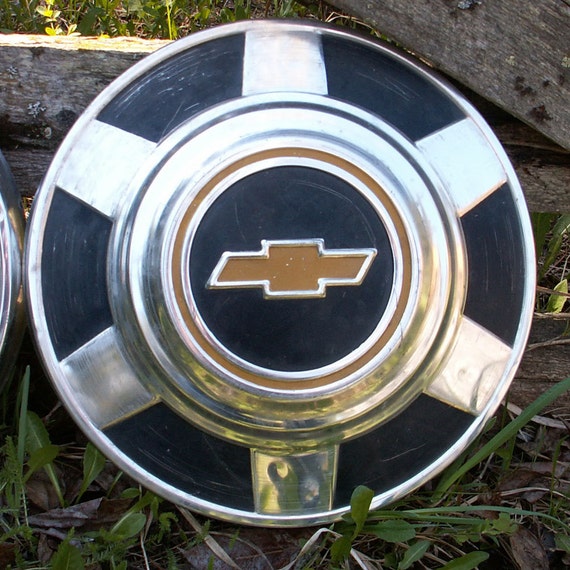 Vintage Chevy Hubcaps all Four