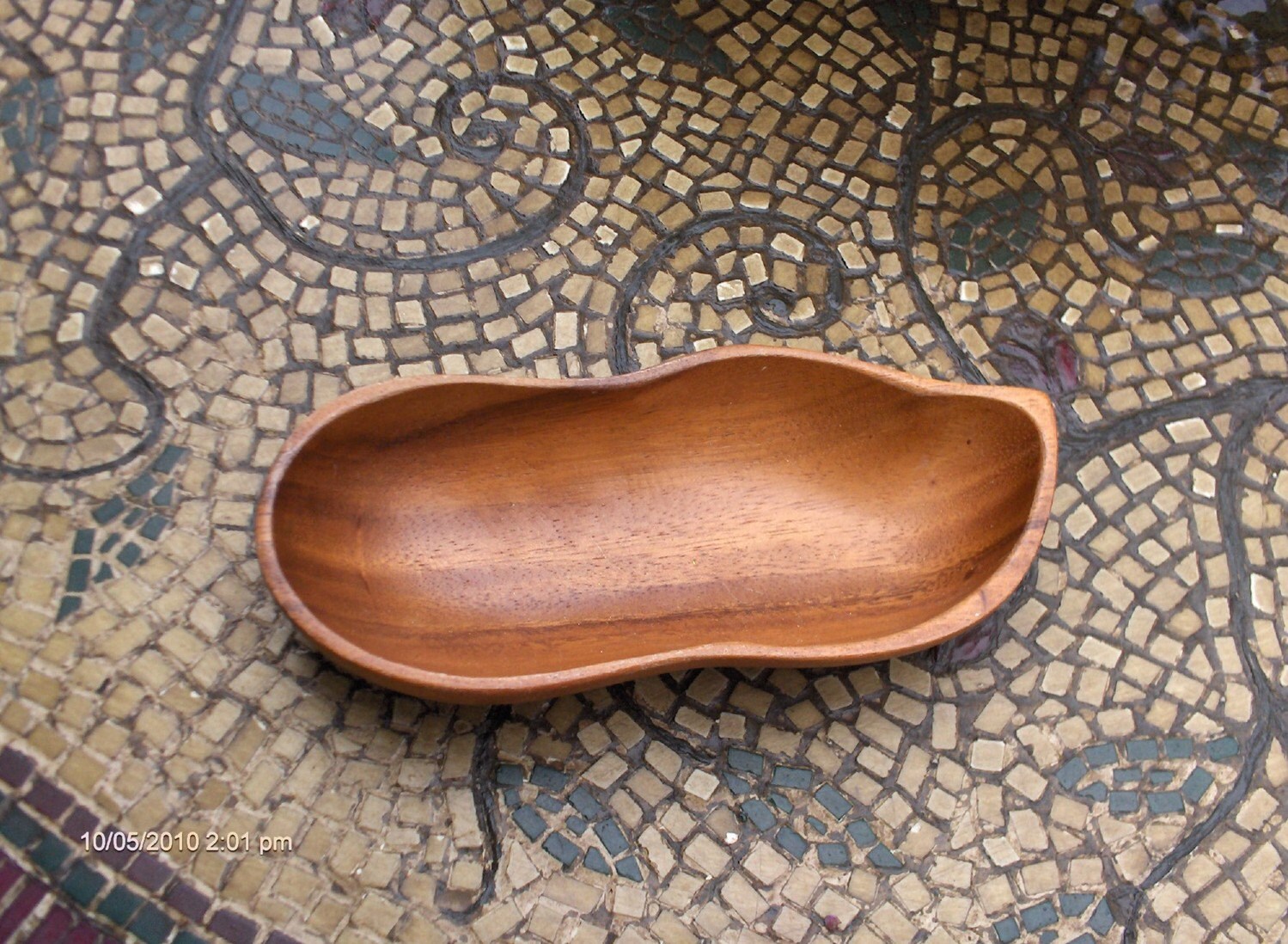 Vintage Wood Peanut Shape Monkey Pod Bowl