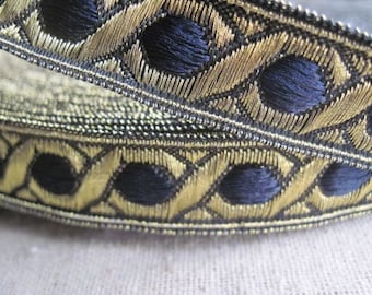 Celtic Chain Metallic Jacquard Ribbon in midnight BLUE and GOLD
