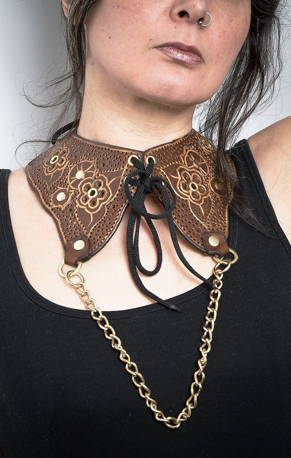 Items similar to Leather neck collar / victorian style with steampunk