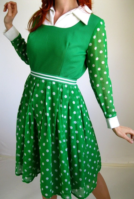 Sale 1960s Dress. Bright Green. Mod. Mad Men Office. Spring