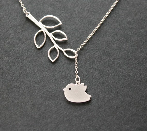 Items similar to Baby bird necklace, bird lariat necklace, leaf