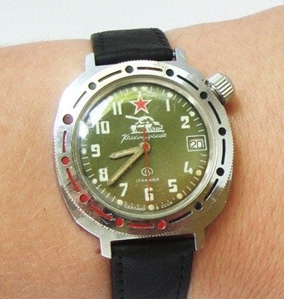 Vintage Soviet Russian Army Watch Vostok Commander
