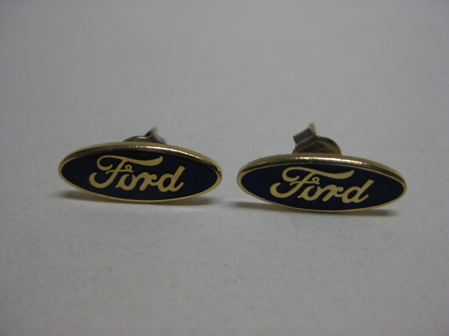 Ford and gold rings #10