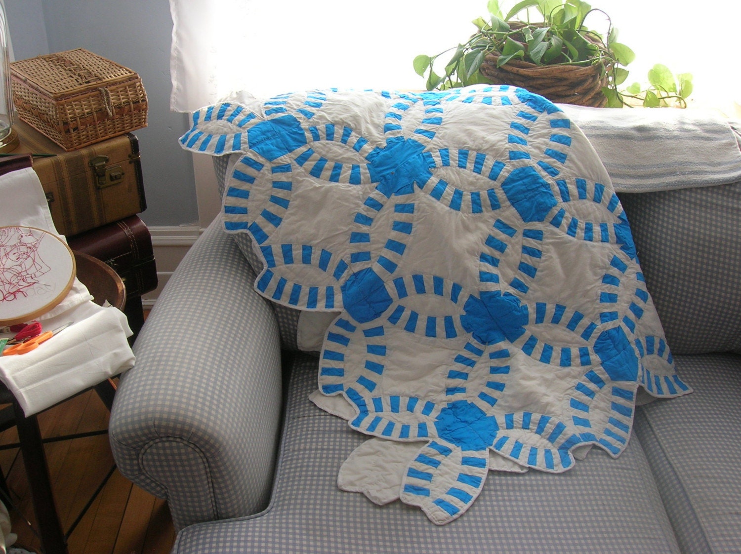 Vintage Double Wedding Ring Lap Quilt