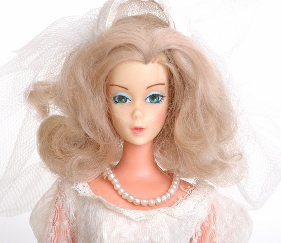Barbie Beautiful Bride Vintage 73