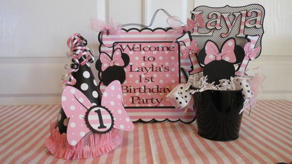  Minnie Mouse Polka Dot 1st Birthday Party by ASweetCelebration