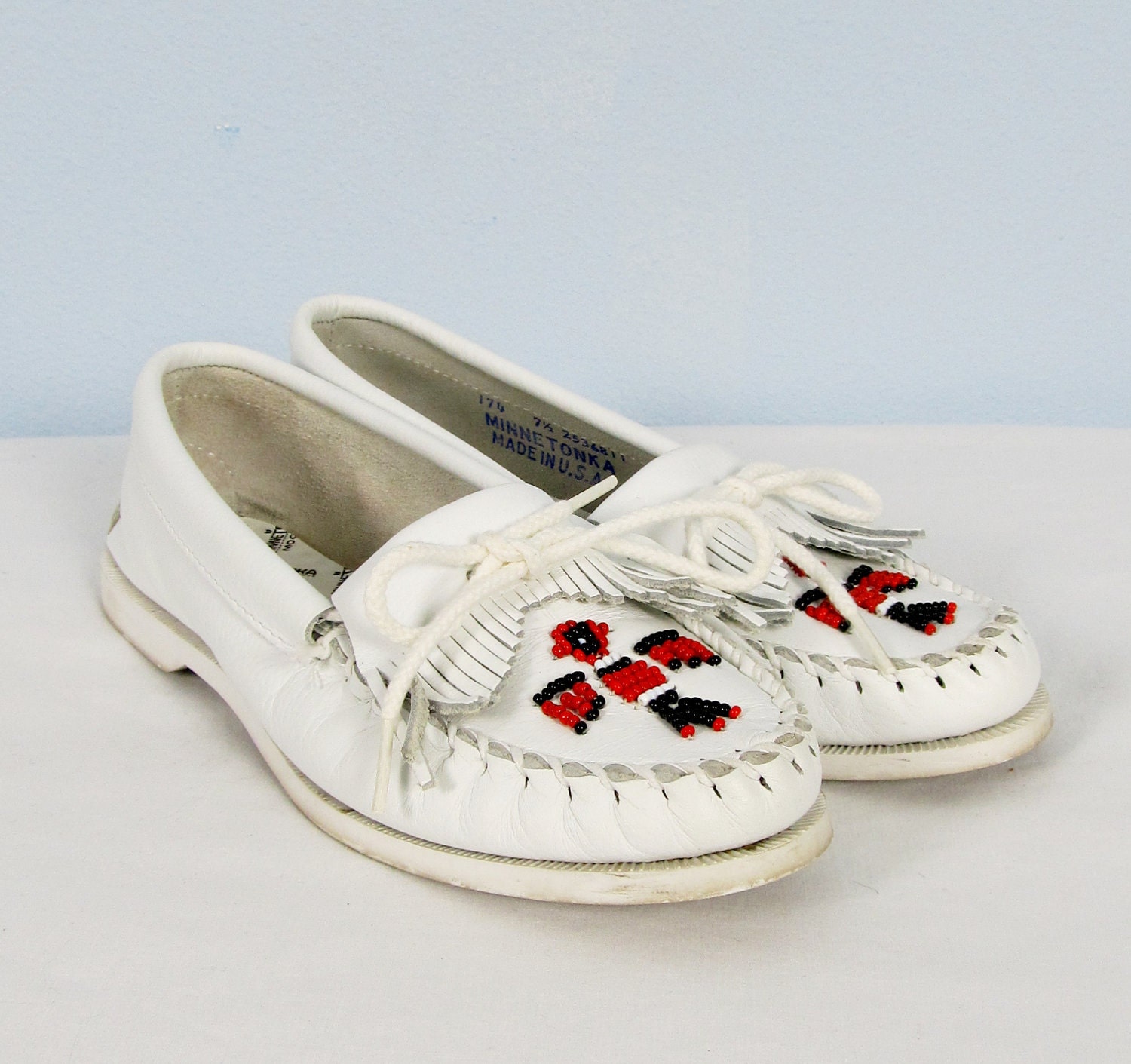 minnetonka moccasins flats