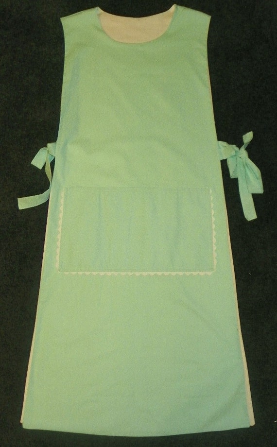 Green Floral Extra Long Cobbler Apron Smock
