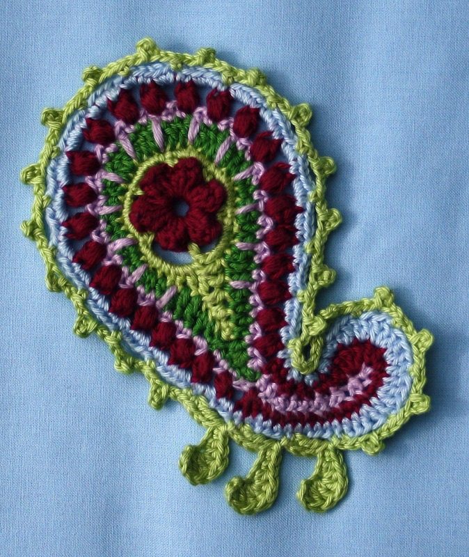 Paisley swirl crochet pattern